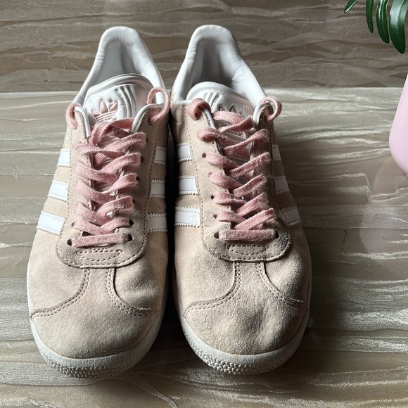 Adidas Gazelle Sneakers - Picture 3 of 16